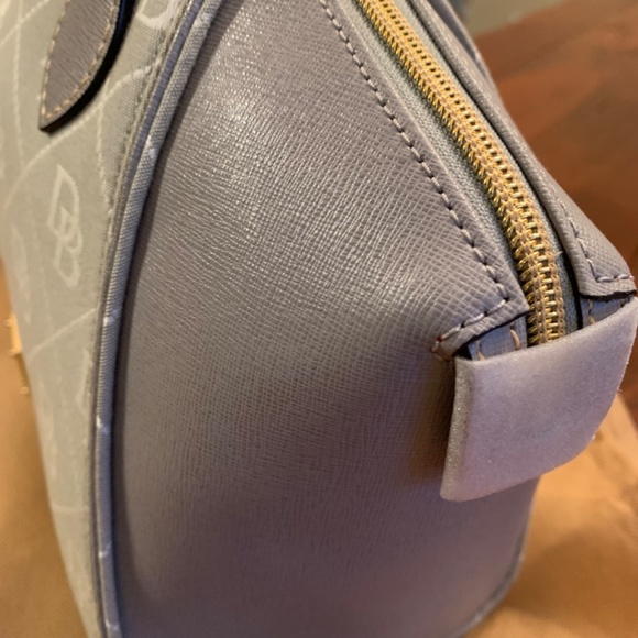 Dooney &  Bourke Satchel - Picture 5 of 11